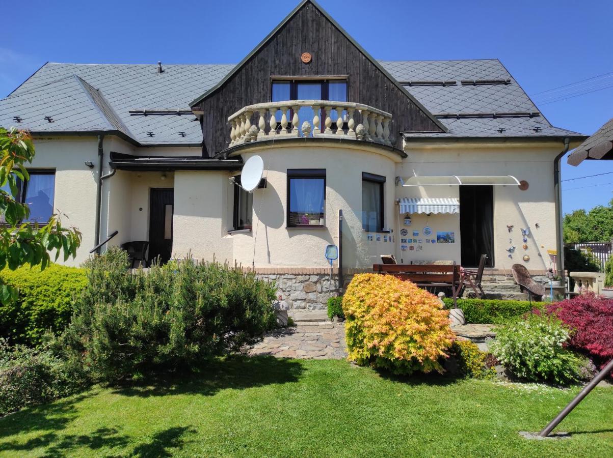 Apartmán U Lesa Bohutín Exteriér fotografie
